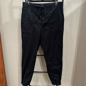 Women’s Sonoma Tapered Ankle Cargo Pants (Medium)